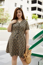 Load image into Gallery viewer, Naomi Retro Print Button-up Dress in Brown