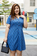 Load image into Gallery viewer, Naomi Retro Print Button-up Dress in Indigo