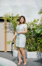 Load image into Gallery viewer, plus size modern cheongsam qipao in green with lace overlay