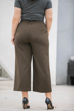 Load image into Gallery viewer, back view of plus size dark green wide legged crop pants