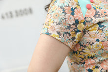 Load image into Gallery viewer, Blossom Cheongsam Top