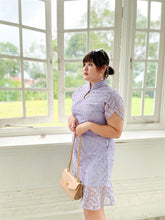 Load image into Gallery viewer, Ruyi Lace Cheongsam in Lavender