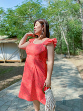 Load image into Gallery viewer, Courtney Sweetheart Neckline Dress