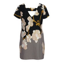 Load image into Gallery viewer, back view of Plus size orchid print shift dress with back cut out