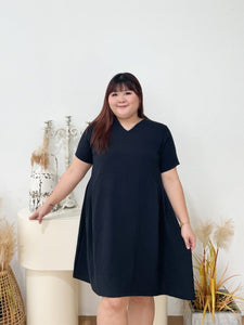 Stefanie Crepe Dress in Navy