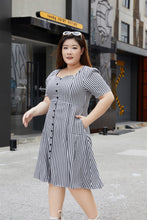 Load image into Gallery viewer, Dorothy Gingham Dress in Black

