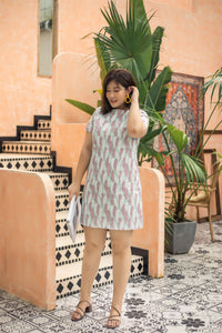 Flight of Fancy Shift Dress in Pistachio