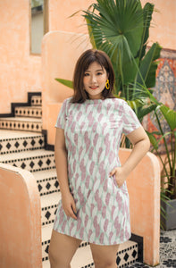 Flight of Fancy Shift Dress in Pistachio