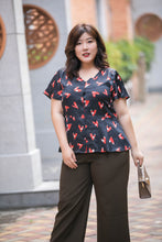 Load image into Gallery viewer, plus size black and red heart print v neck satin blouse with peplum
