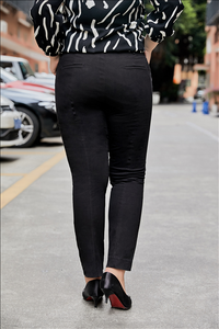 Giselle Slim Fit Crop Pant in Black