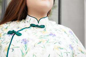 Chang Le Floral Cotton Lace Cheongsam in Green
